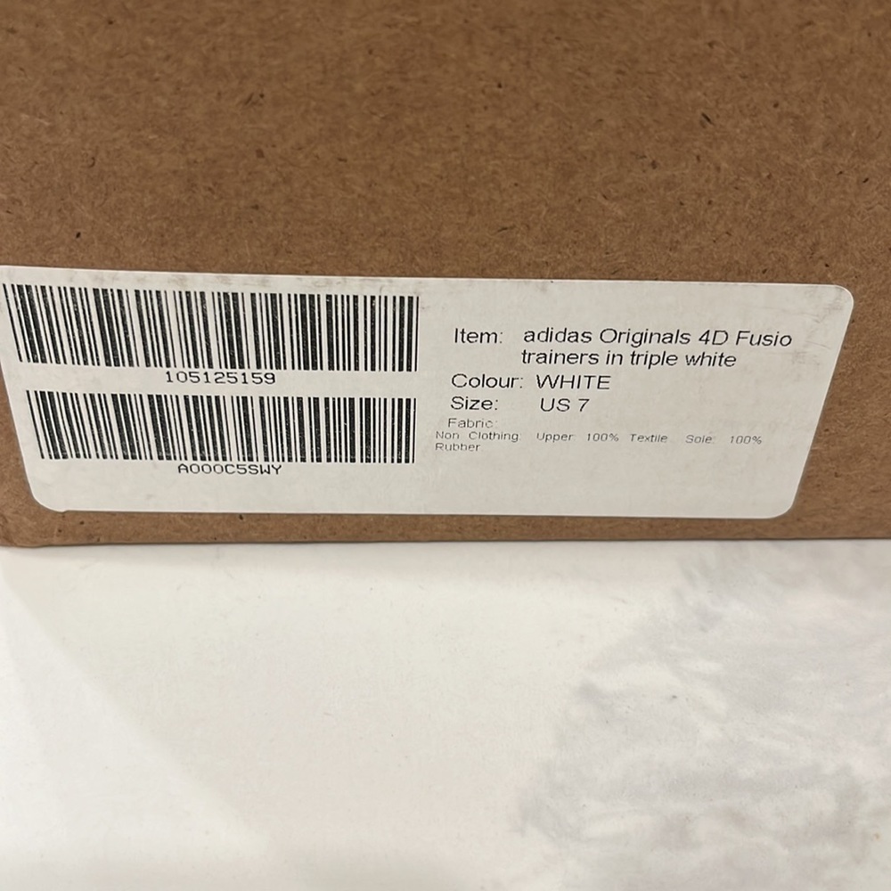 adidas Originals 4D Fusio sneakers in triple white - Picture 3 of 6